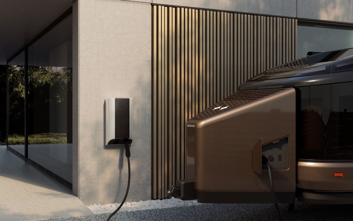 A powerful battery for adventures, outages and everything between.